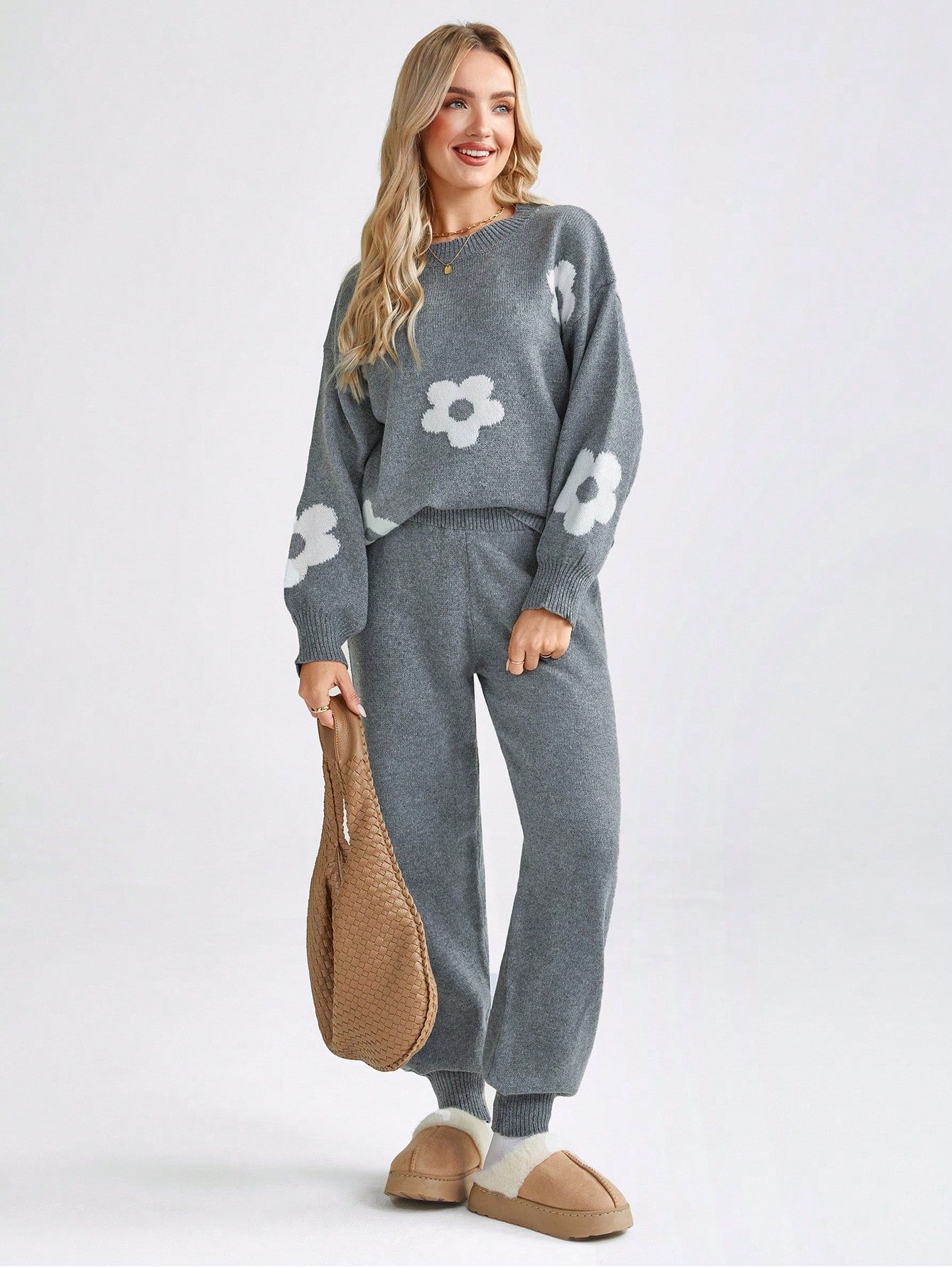 2pcs Women Crochet Flower Pullover Sweatshirt & Long Pants Set